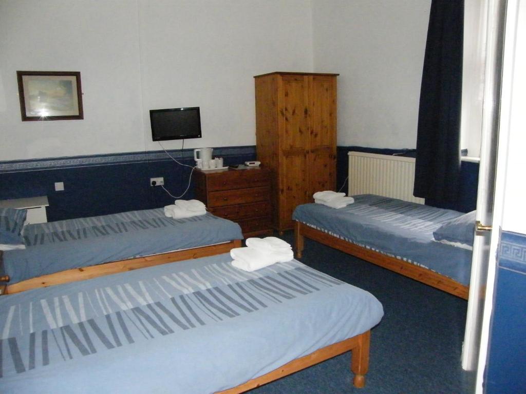 Mermaid Hotel Yeovil Chambre photo