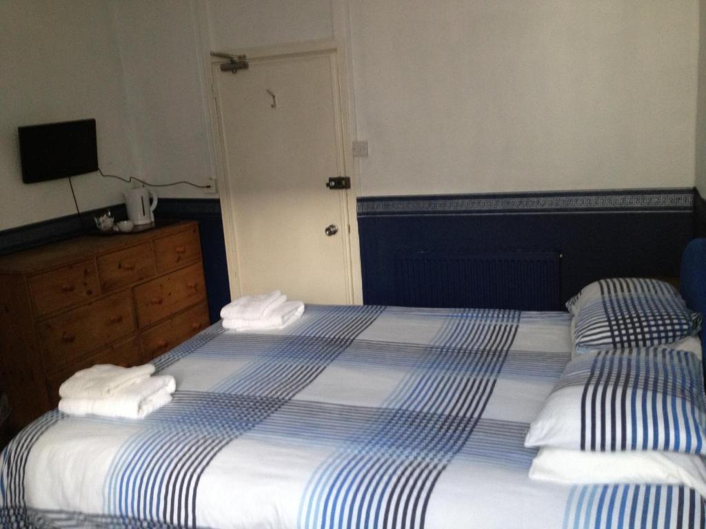 Mermaid Hotel Yeovil Chambre photo