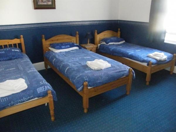 Mermaid Hotel Yeovil Chambre photo